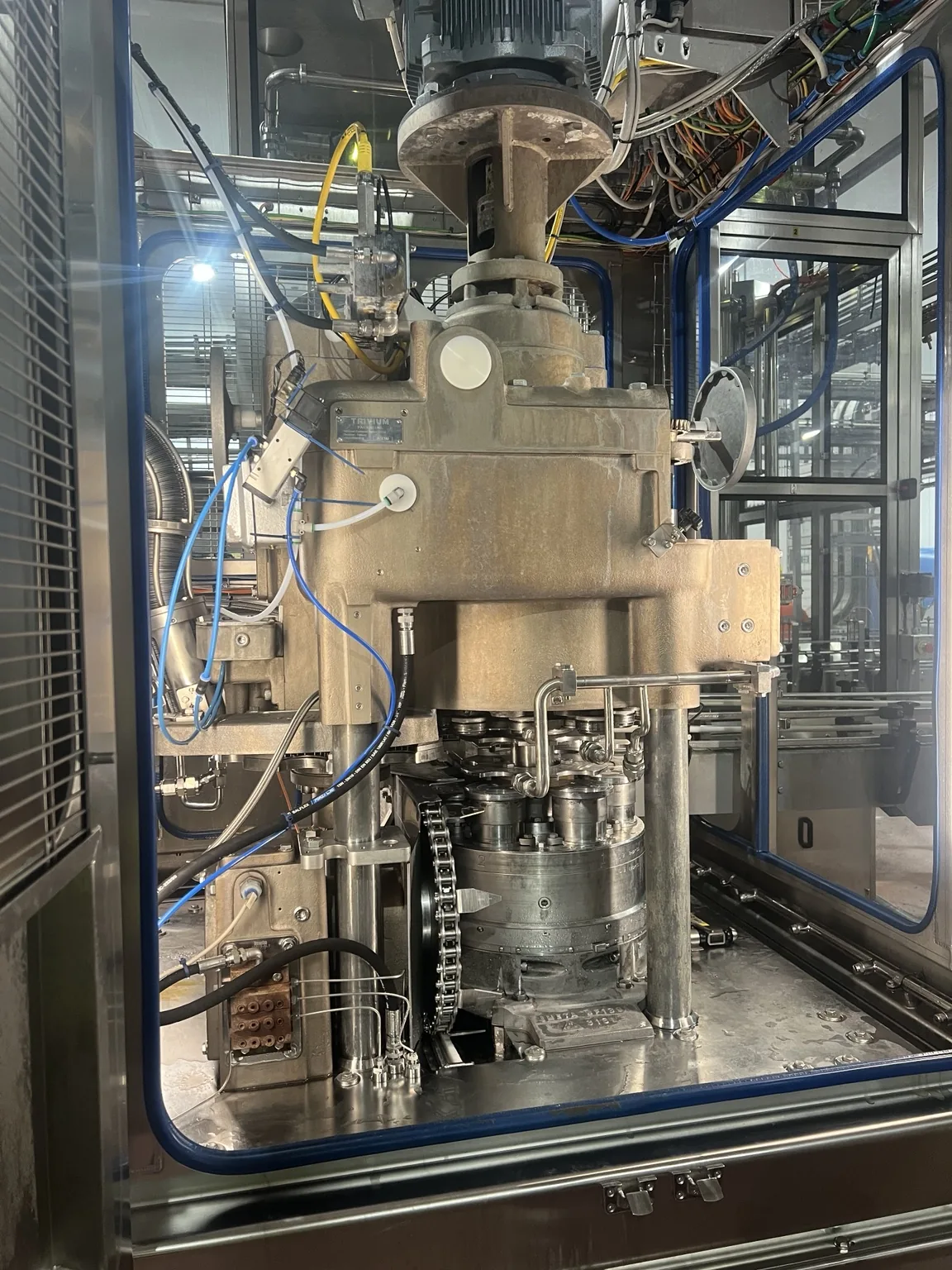 Industrial can seamer